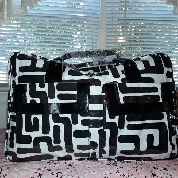 Buckhead Bettie Cape Town Black Weekender Duffle - Picture 1 of 9